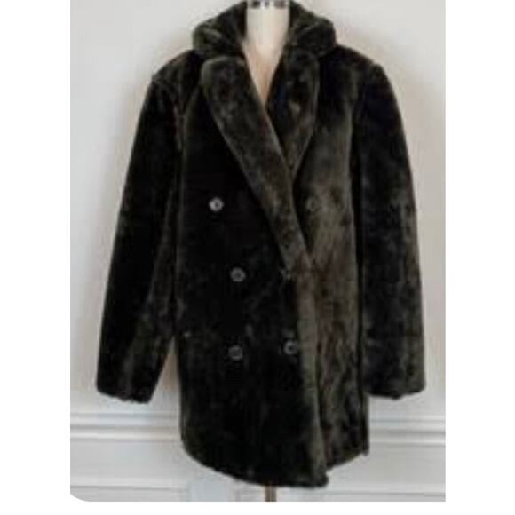 J. Crew Wm's Faux Fur Teddy Coat in Olive Green Double Breasted NWOT Sz XS - Picture 2 of 3